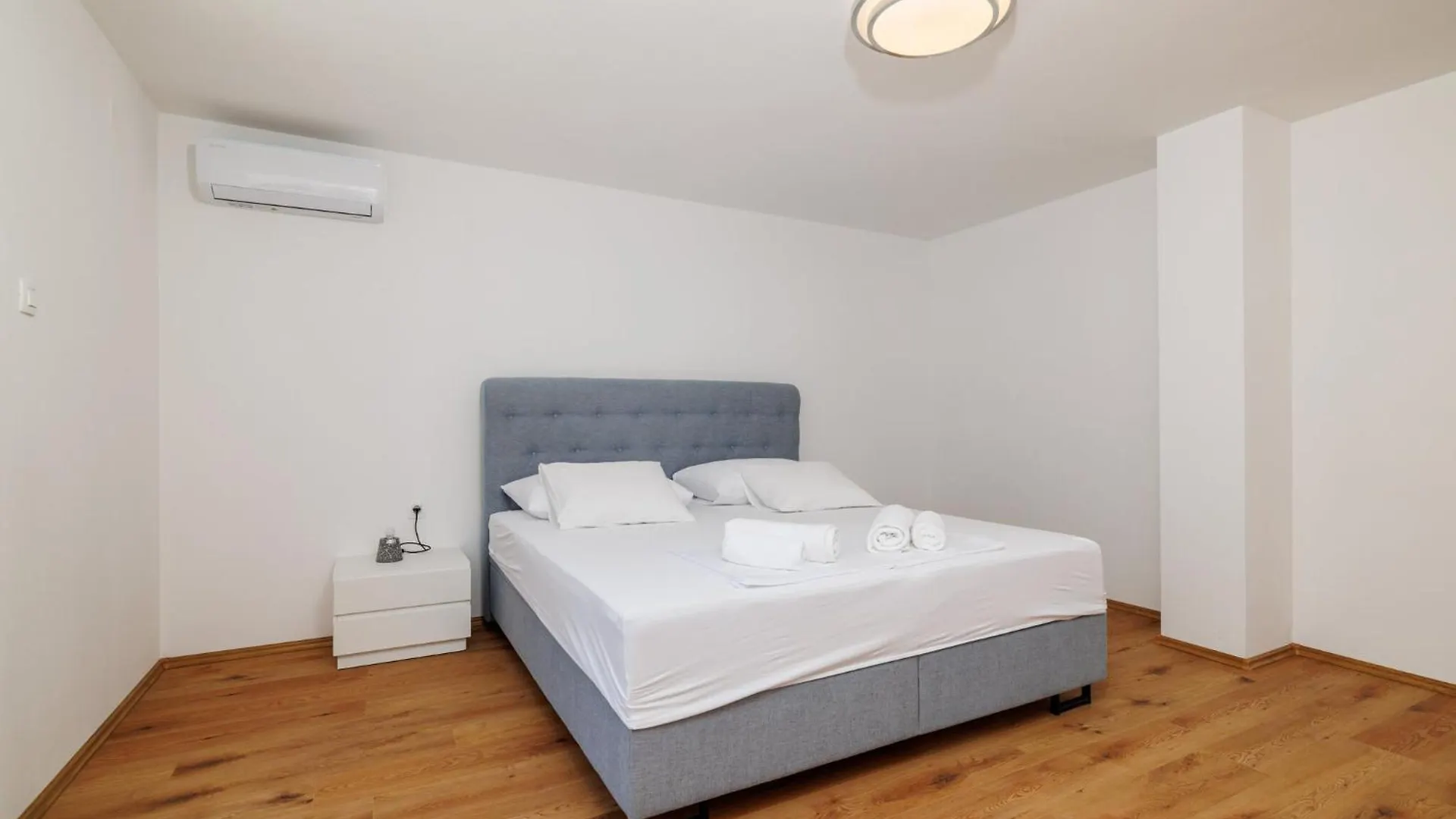 Villa Kelava Tribalj  Holiday home Tribalj (Primorsko-Goranska)